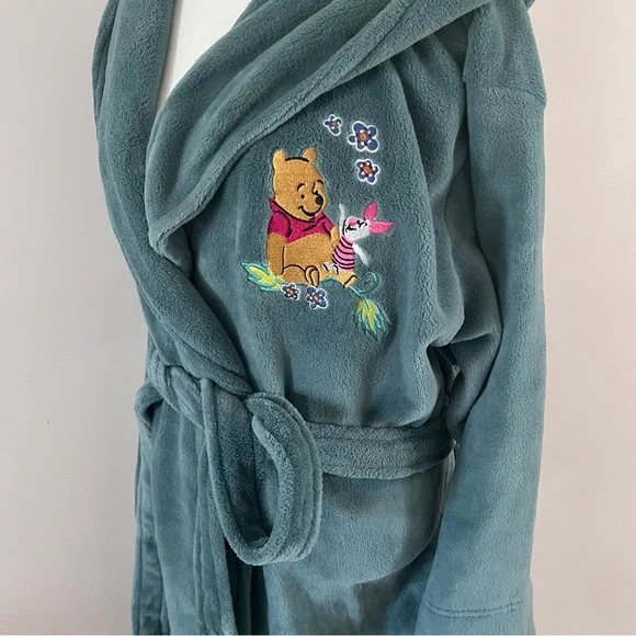 NWT Vera Bradley Disney Winnie The Pooh Hooded Fleece Robe Limited Edition | 2X| - Picture 5 of 10